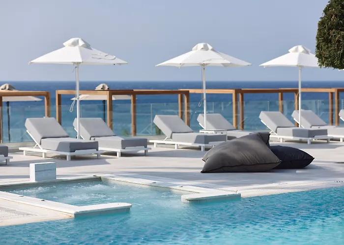 Dimitra Beach Hotel & Suites